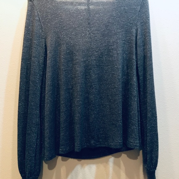 FREE PEOPLE Metallic Draped Neck Shirt Grey Size M - Picture 4 of 4